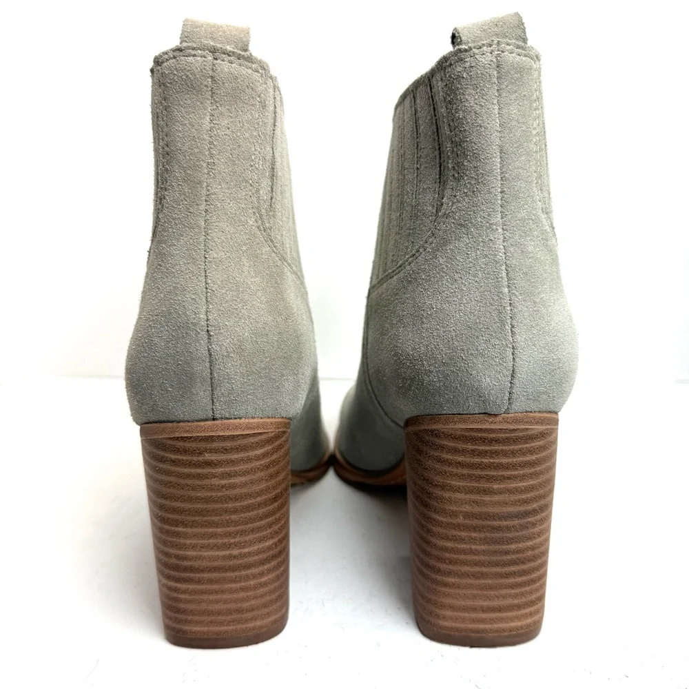 NWOT Marc Fisher Alva Suede Ankle Bootie‎ Gray Women’s Size 9.5